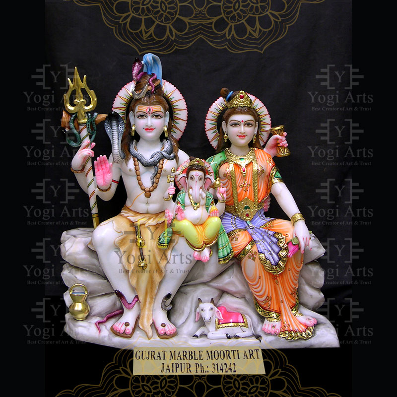 Shiv Parvati with Ganesha Statue